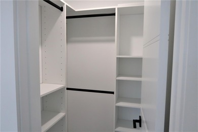 One or more photo(s) has been virtually staged. Motivated seller