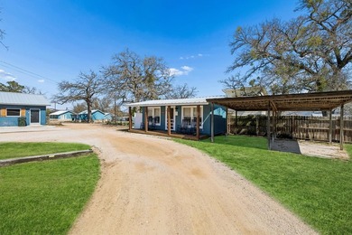 Driftwood Shores Resort is where classic Texas lake life meets - photo 8