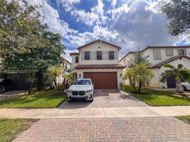 (private lake, pond, creek) Home For Sale in Miramar Florida