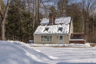 (private lake, pond, creek) Home For Sale in Bradford New Hampshire