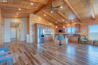 Stunning 2 story luxury home with incredible views of the ocean - photo 13