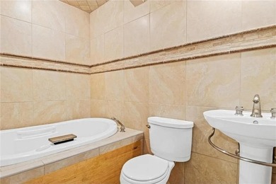 Experience high-end, turn-key, low-maintenance lake living on - photo 16