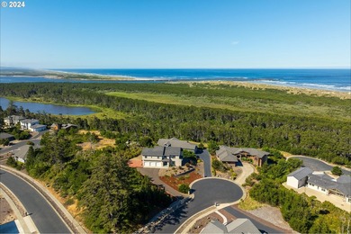 Stunning 2 story luxury home with incredible views of the ocean - photo 35