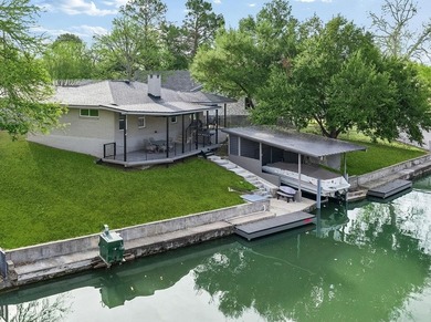 Lake LBJ Home For Sale in Highland Haven Texas