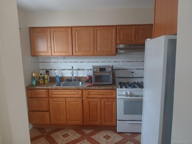 This is a charming two-family home that offers great potential - photo 13
