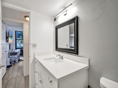 Beautifully Renovated 3-bedroom, 2-bathroom corner unit. Ideally - photo 22