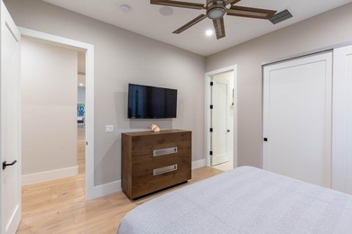 Luxury oasis in prestigious Breakers West Golf & Country Club - photo 22