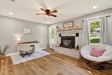 Country living on the edge of town! This 3 bedroom 2 bath home - photo 23