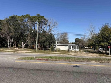 Vacant lot ideally positioned on W Fairfield Dr in Pensacola - photo 4