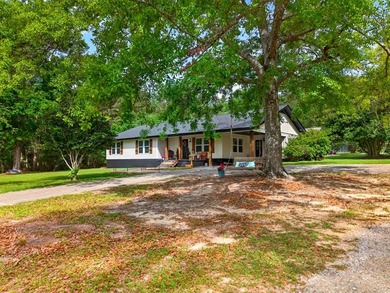 Country living on the edge of town! This 3 bedroom 2 bath home - photo 47