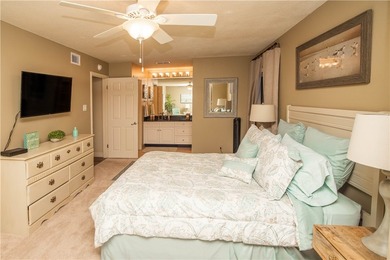 Welcome to your dream Island retreat at 15425 Fortuna Bay Dr - photo 9