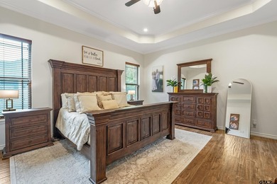 If you've been looking for a move-in-ready home with space to - photo 11