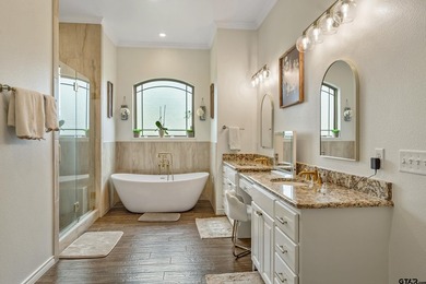 If you've been looking for a move-in-ready home with space to - photo 13