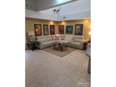 Located in Villa Sabine Subdivision on a large corner lot with - photo 4