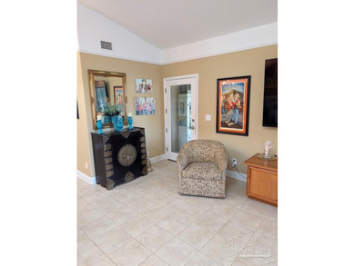 Located in Villa Sabine Subdivision on a large corner lot with - photo 5