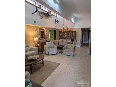 Located in Villa Sabine Subdivision on a large corner lot with - photo 7