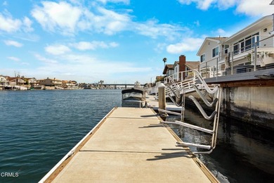 On the east-facing side of Mandalay Bay's main channel, there - photo 45