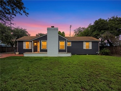Charming One-of-a-Kind Home with Private Guest House - Over 1 - photo 1