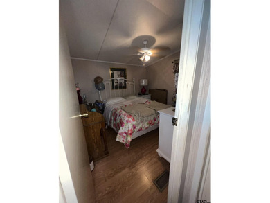 3 bedroom 2 bath home on .67 of an acre, fenced back yard, 2 car - photo 15