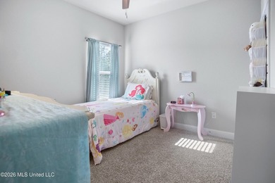 Welcome to this inviting home, where comfort meets thoughtful - photo 15