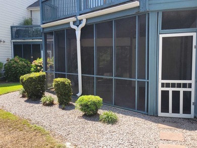 Welcome to this beautifully remodeled first floor 2-bed 2-bath - photo 21