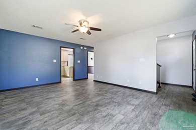 This move-in-ready POOL HOME sits on a large lot in the - photo 10