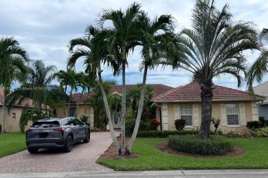 Lake Home For Sale in Port Saint Lucie, Florida