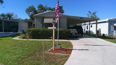 Lake Home For Sale in Leesburg, Florida