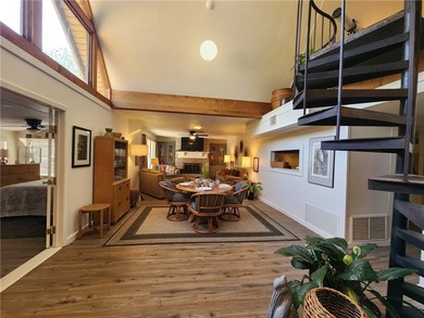 Welcome to your peaceful oasis! This fully updated country lake - photo 14