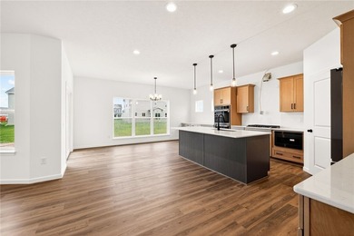 The Beckham showcases 2,500 square feet of thoughtfully designed - photo 9