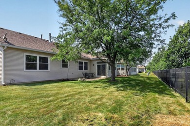 Welcome to effortless living in Grand Haven, one of Romeoville's - photo 21