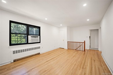 Welcome to this charming garden-style co-op located in the heart - photo 7