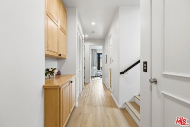 Exceptional Silver Strand residence featuring 4 bedrooms, 3.5 - photo 41