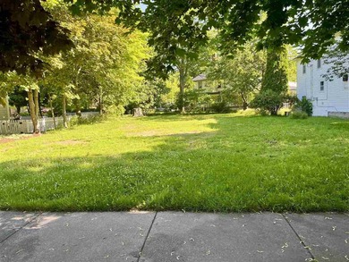 Round Lake - Charlevoix County Lot For Sale in Charlevoix Michigan