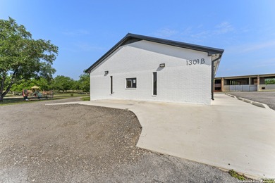 Turnkey Commercial Opportunity in the Heart of Floresville -
