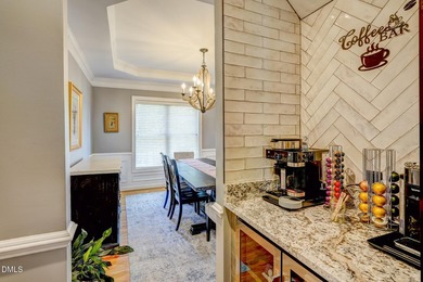 Perfect for entertainers alike, this beautiful all brick home - photo 22