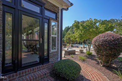 Perfect for entertainers alike, this beautiful all brick home - photo 30