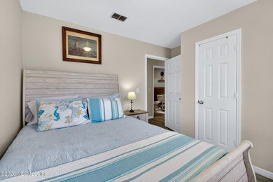 Beautifully updated 3/1 Block home located in Historic Downtown - photo 33