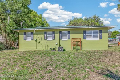 Beautifully updated 3/1 Block home located in Historic Downtown - photo 36