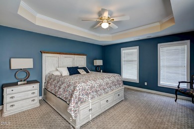 Perfect for entertainers alike, this beautiful all brick home - photo 37