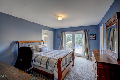 Perfect for entertainers alike, this beautiful all brick home - photo 44