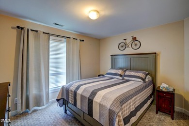 Perfect for entertainers alike, this beautiful all brick home - photo 50