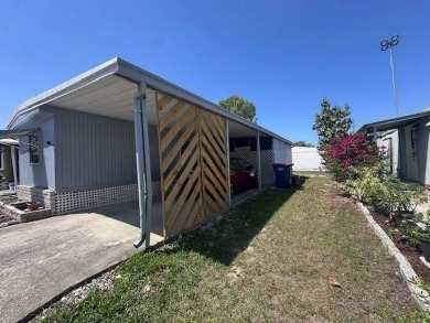 Welcome to your charming, two bedroom, one bath - single wide - photo 3
