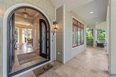 **Capture the Essence of Luxury & Fine Living in this Elegant - photo 4