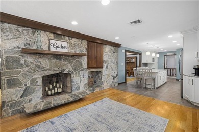 Exceptional value for this legal 2-unit compound on 7.84 private - photo 13
