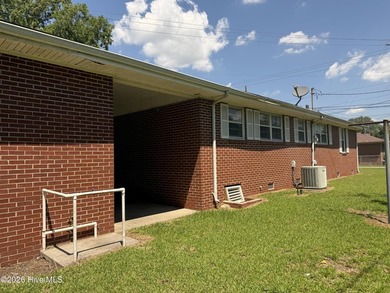 Well-priced brick home offers 3 bedrooms and a centrally located - photo 17