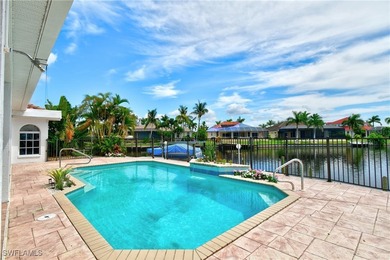 This stunning 3/2 Aubuchon-built home is a standout in the - photo 33