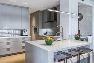 A rare opportunity to own a beautifully single-level residence - photo 11