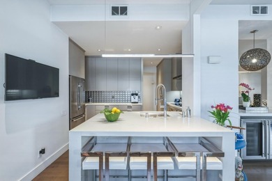 A rare opportunity to own a beautifully single-level residence - photo 12