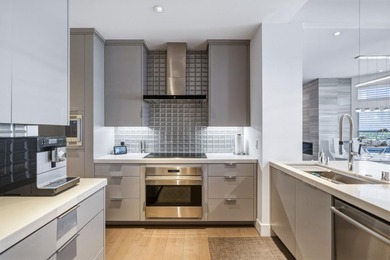 A rare opportunity to own a beautifully single-level residence - photo 13